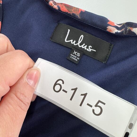 Lulus‎ Dress Womens X Small Shifting Dears Navy Blue Floral Print Mini - Picture 6 of 12